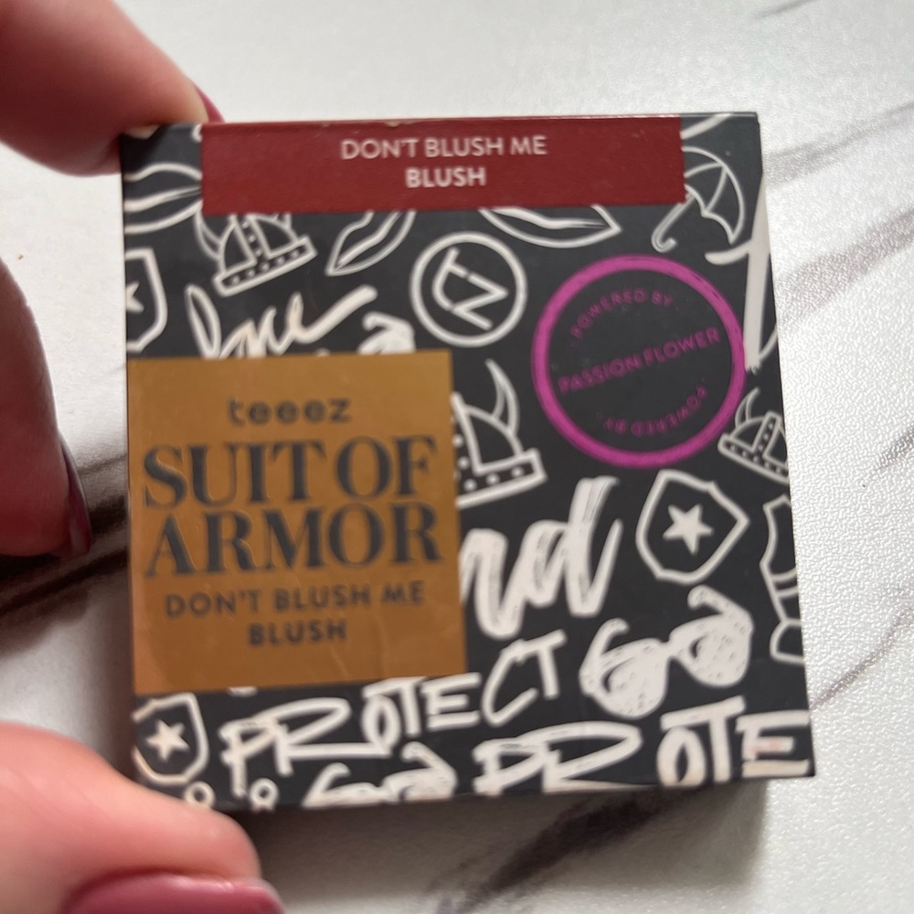 Teeez Don't Blush Me Blush - Suit of Armor